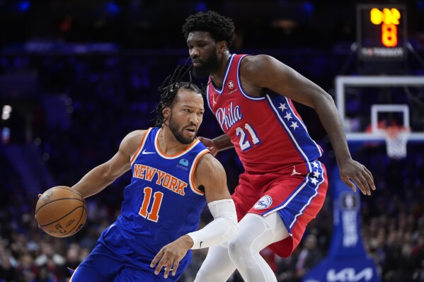 Brunson scores 29 points to lead Knicks past 76ers 128-92 for 3rd
